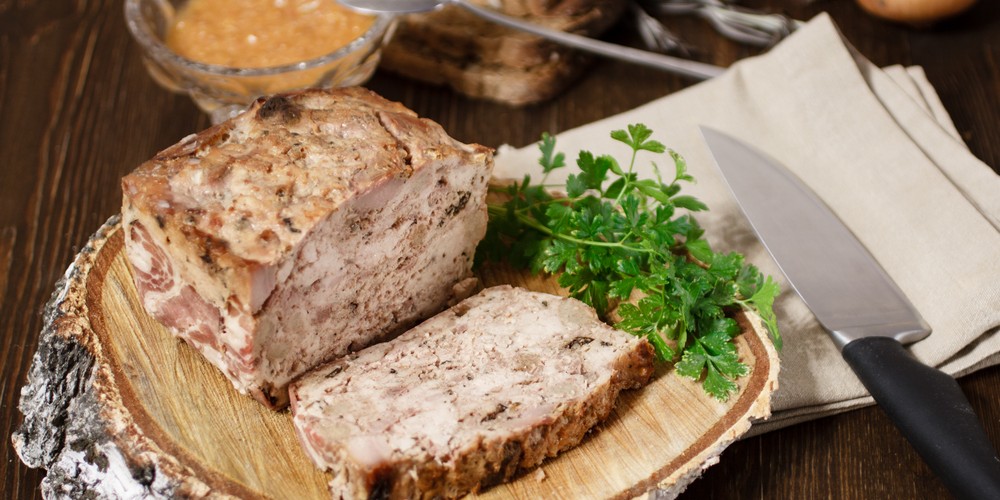 Image d'une terrine de poulet cuisiné - Les Recettes du Pinardier - 1020 Dégustations